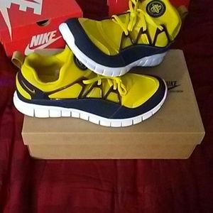 Nike Free Hurache Light